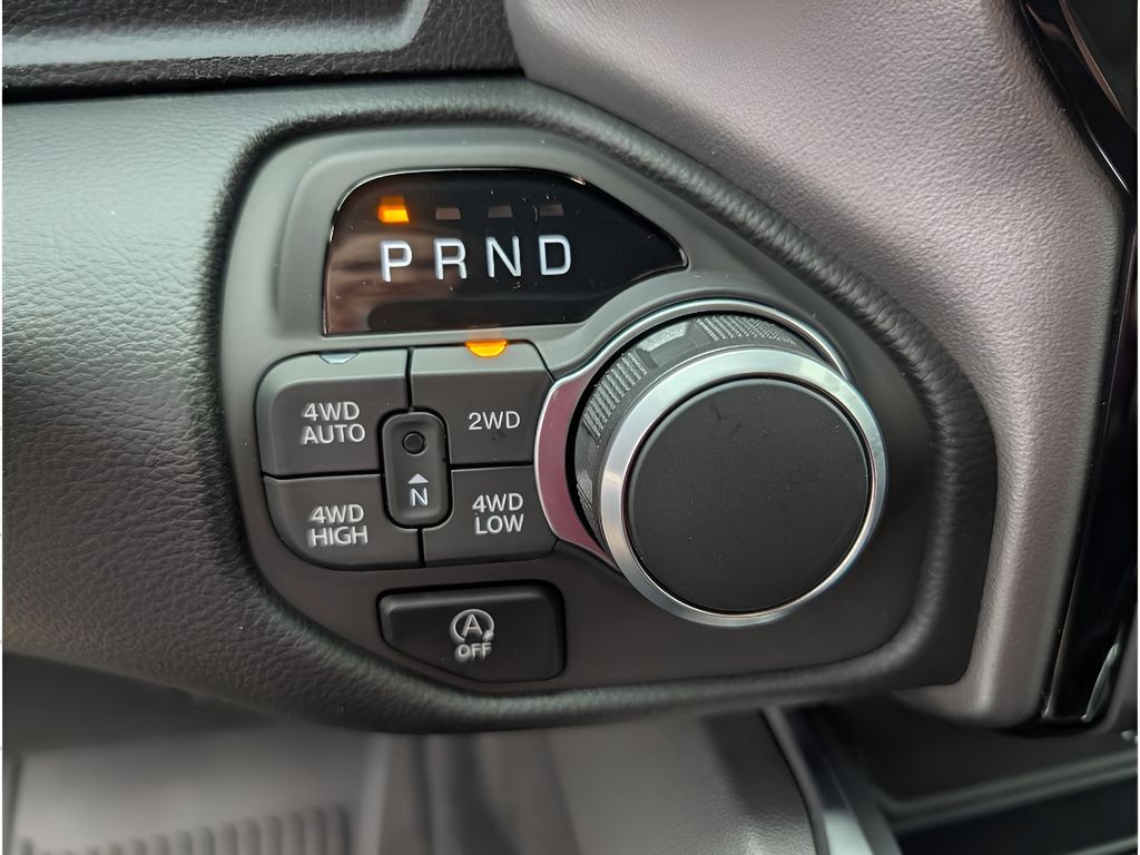 New 2026 Ram 1500 Big Horn Night Edition Hemi 4x4 Crew Cab