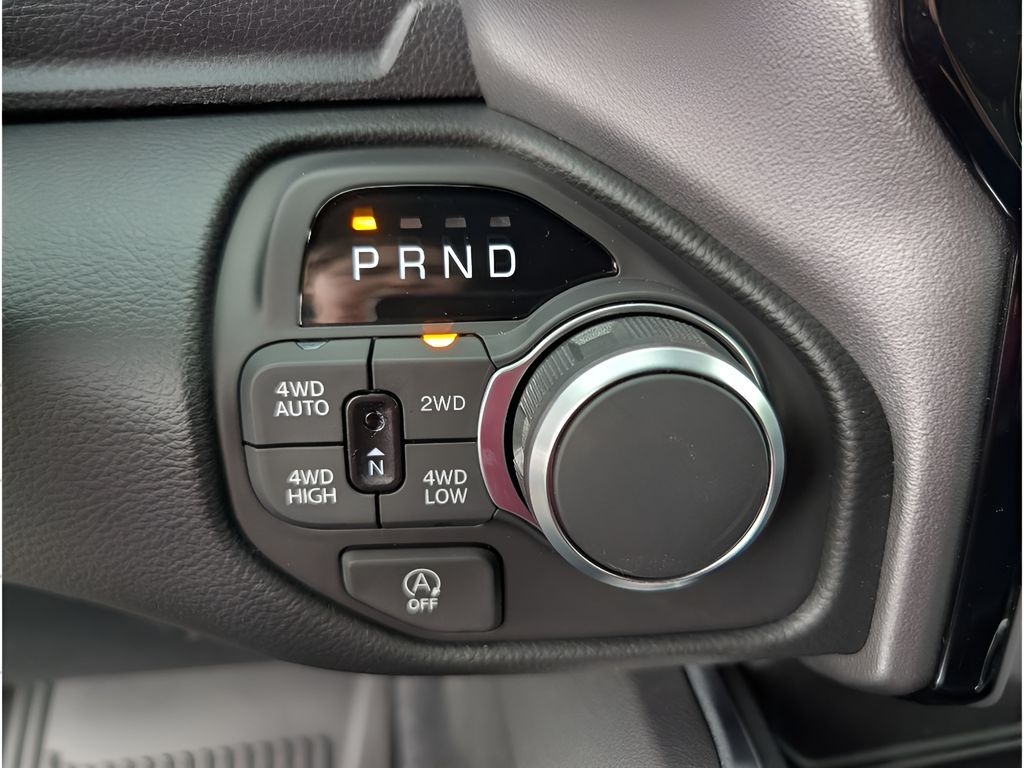 New 2026 Ram 1500 Big Horn Night Edition Hemi 4x4 Crew Cab