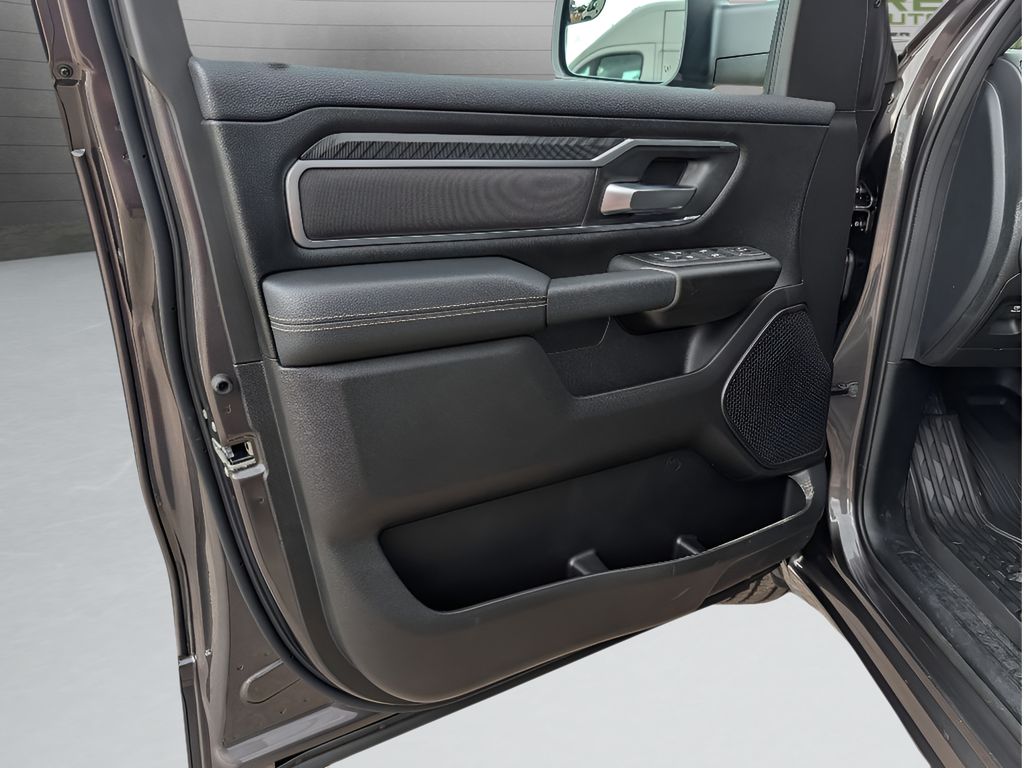 2026 Ram 1500 Big Horn Hemi Night Edition - Granite Crystal Metallic Clearcoat exterior view 14