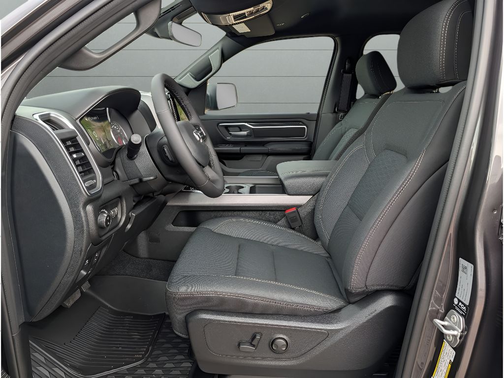 2026 Ram 1500 Big Horn Hemi Night Edition - Granite Crystal Metallic Clearcoat exterior view 16