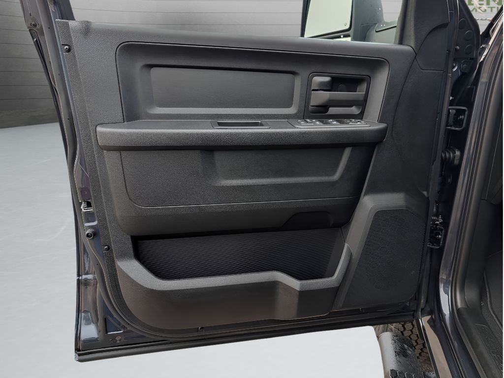 2026 Ram 3500 Tradesman Cummins HO Diesel 4x4 - Forged Blue Metallic exterior view 17