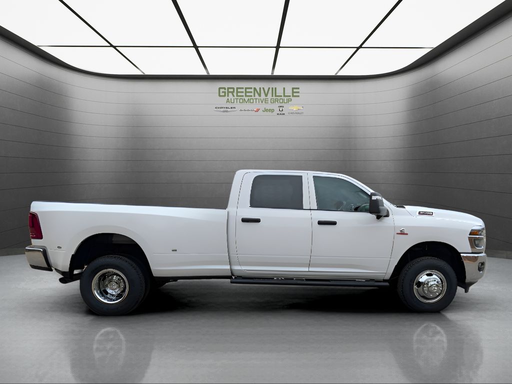 2026 Ram 3500 Tradesman Cummins HO Diesel Dually 4x4 - Bright White Clearcoat exterior view 6