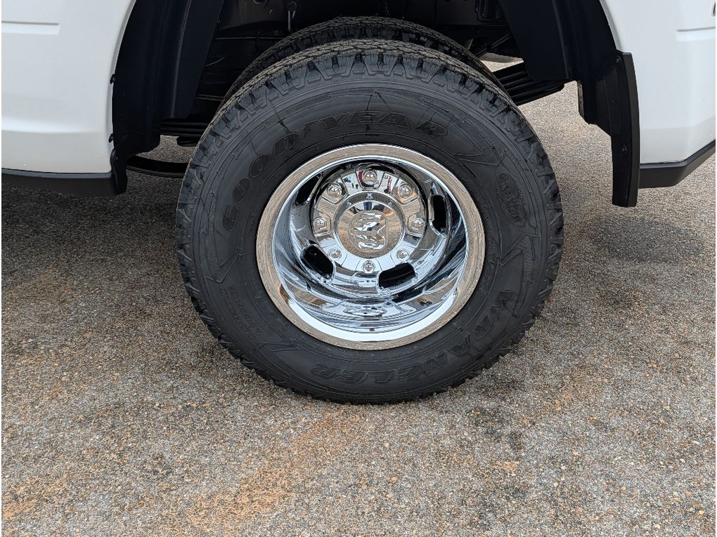 2026 Ram 3500 Tradesman - Bright White Clearcoat exterior view 3