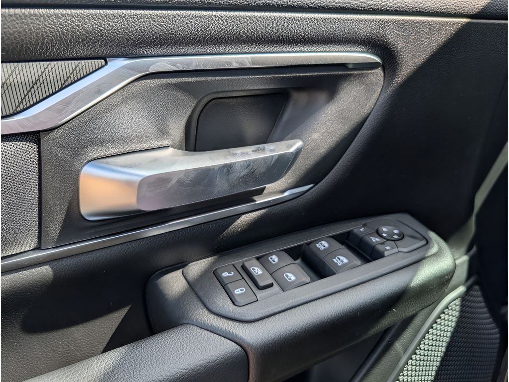 2026 Ram 1500 Big Horn Level 2 Night Edition w/Hemi - Diamond Black Crystal Pearlcoat exterior view 13