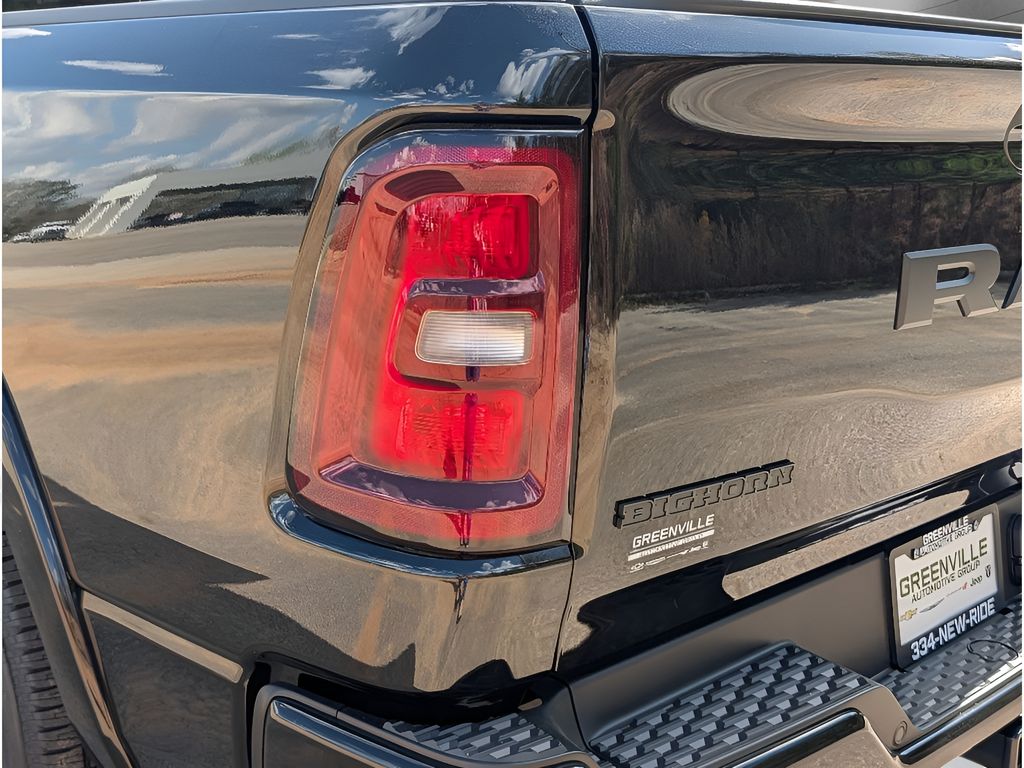 2026 Ram 1500 Big Horn Level 2 Night Edition w/Hemi - Diamond Black Crystal Pearlcoat exterior view 4