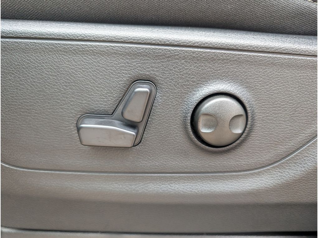 2026 Ram 1500 Big Horn Level 2 Night Edition w/Hemi - Forged Blue Metallic exterior view 15