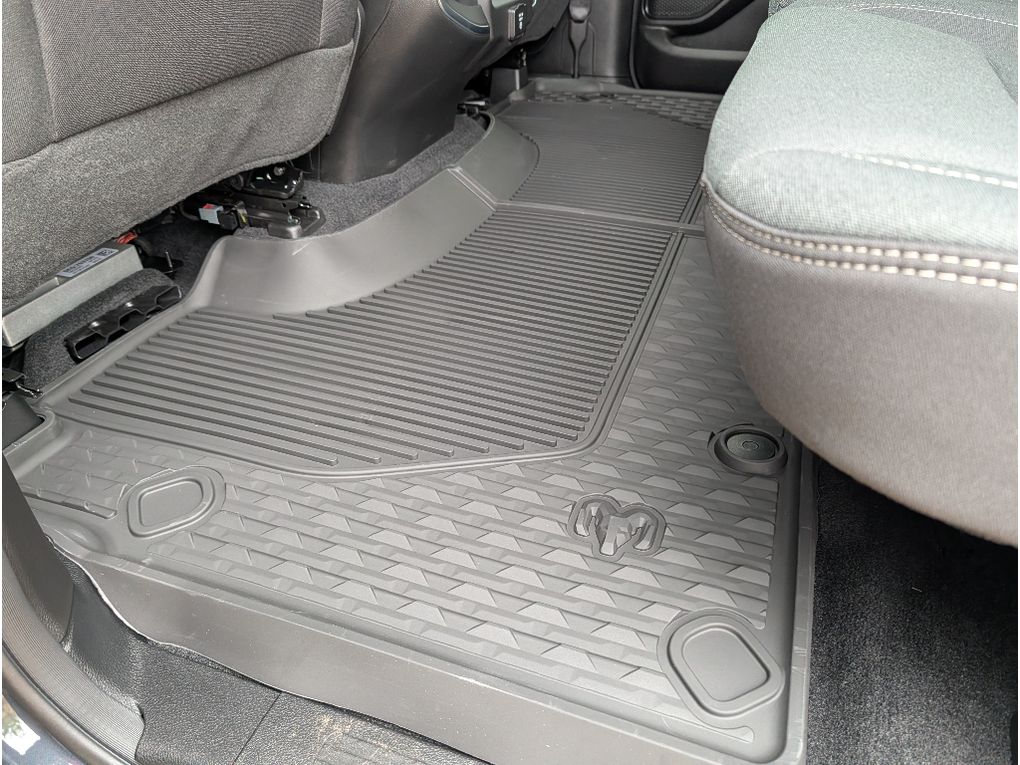 New 2026 Ram 1500 Big Horn Night Edition Hemi 4x4 Crew Cab