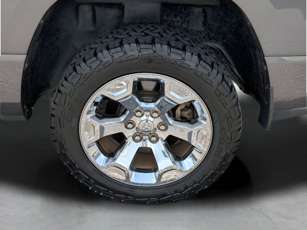 2021 Ram 1500 Big Horn Level 2 Crew Cab 4x4 - Granite Crystal Metallic Clearcoat exterior view 3