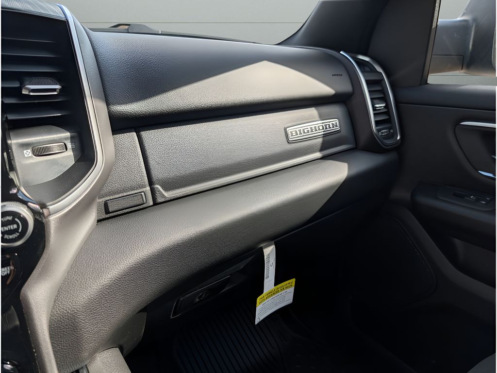 New 2026 Ram 1500 Big Horn Sport Hemi 4x4 Crew Cab