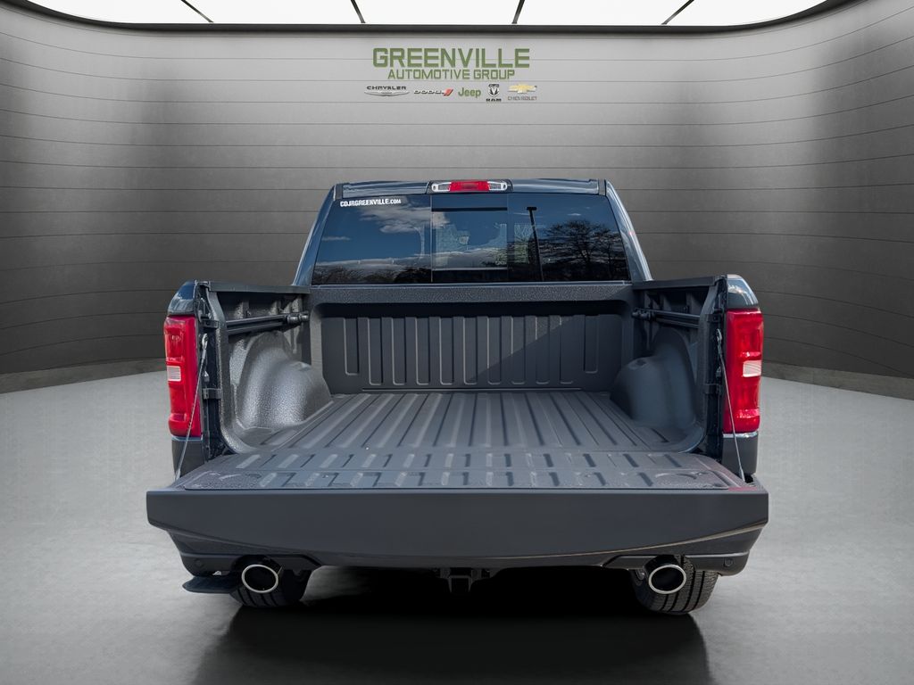 New 2026 Ram 1500 Big Horn Sport Hemi 4x4 Crew Cab