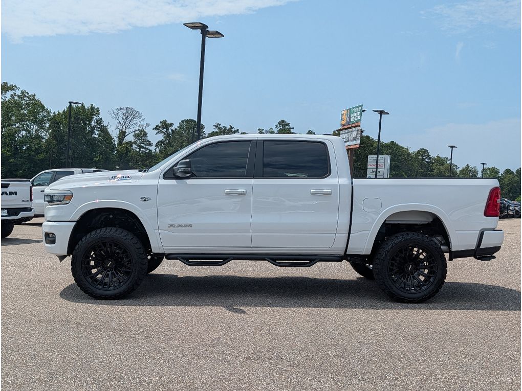 2026 Ram 1500 Big Horn Sport Hemi 4x4 Crew Cab - Bright White Clearcoat exterior view 4