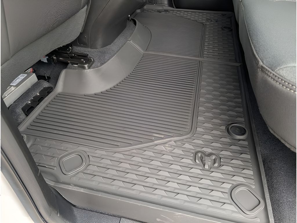 New 2026 Ram 1500 Big Horn Sport Hemi 4x4 Crew Cab