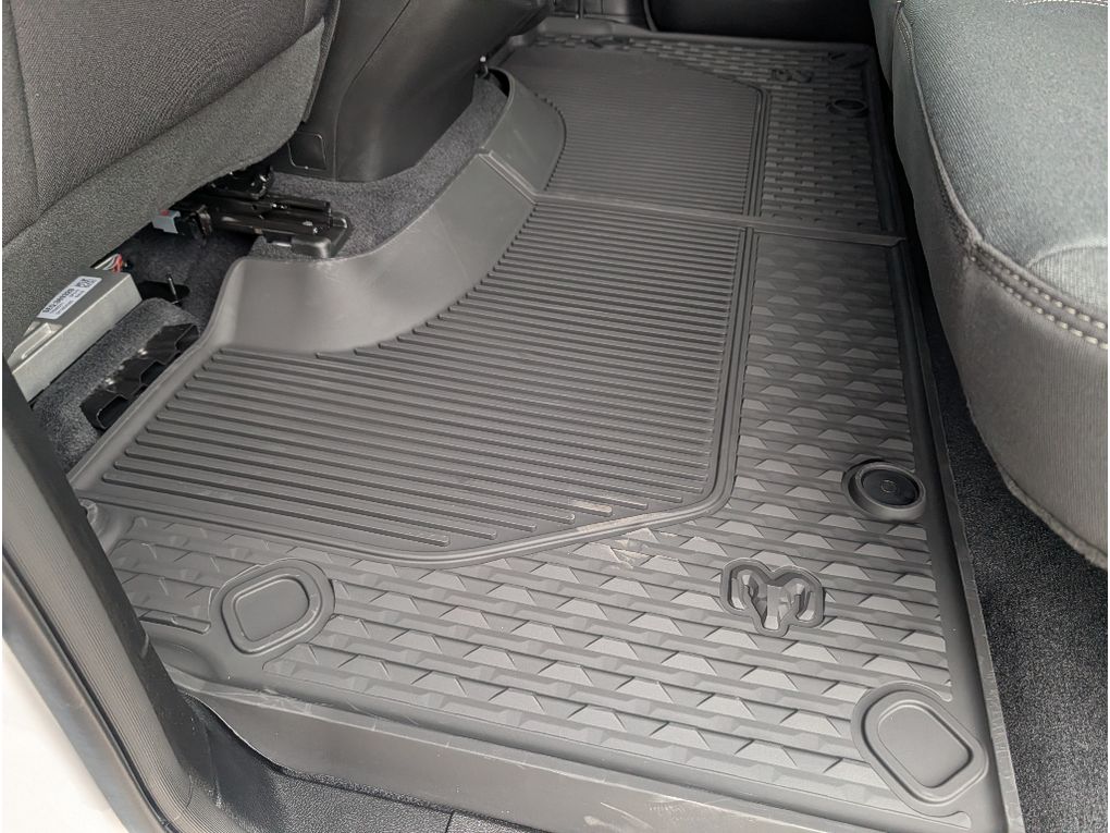New 2026 Ram 1500 Big Horn Sport Hemi 4x4 Crew Cab