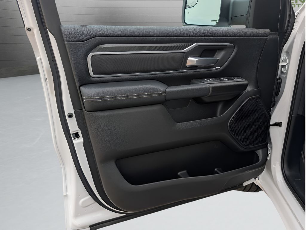 New 2026 Ram 1500 Big Horn Sport Hemi 4x4 Crew Cab