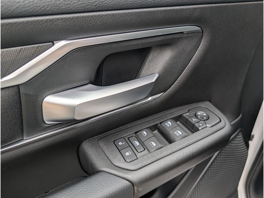 New 2026 Ram 1500 Big Horn Sport Hemi 4x4 Crew Cab