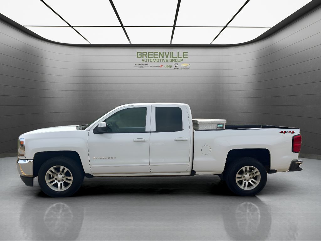 2018 Chevrolet Silverado 1500 - Summit White exterior view 11