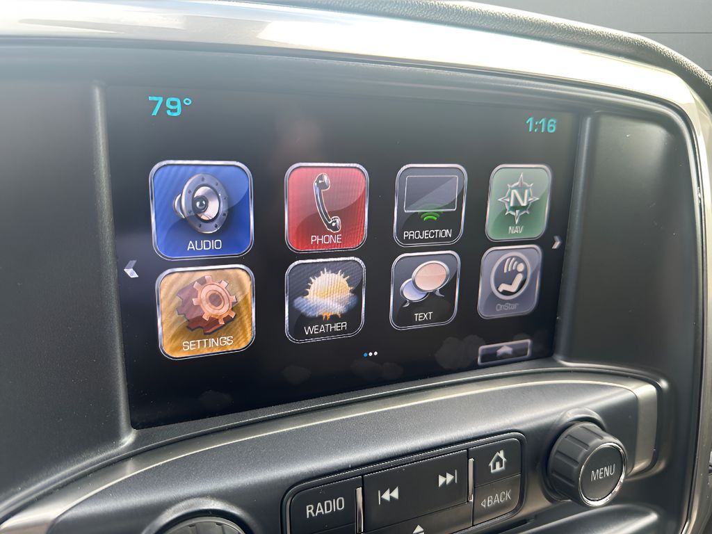 2018 Chevrolet Silverado 1500 - Summit White exterior view 6