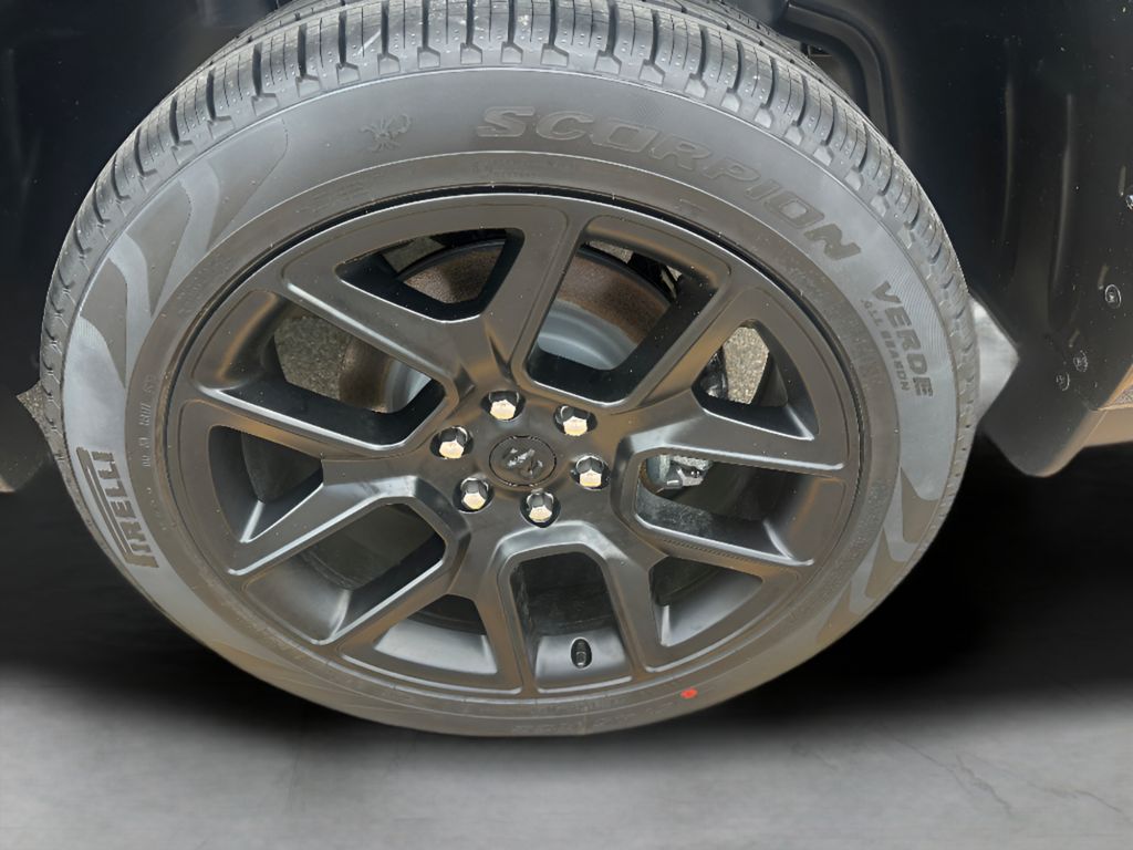 2026 Ram 1500 Limited Longhorn Hemi 4x4 Crew Cab - Granite Crystal Metallic Clearcoat exterior view 9