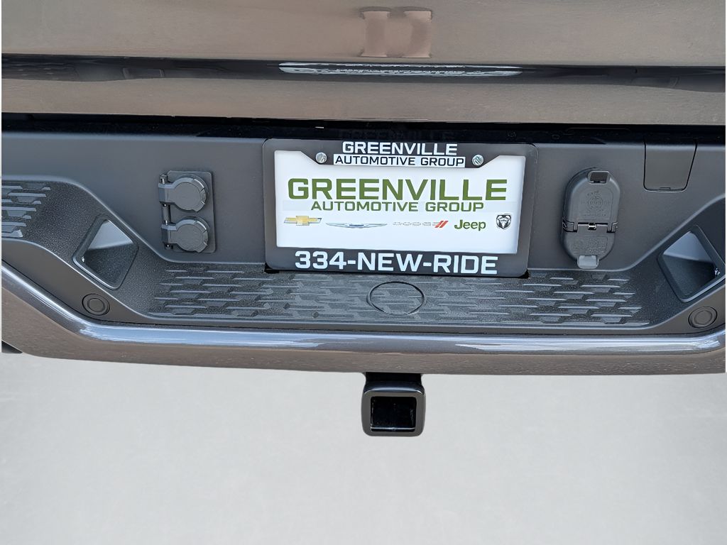 2026 Ram 1500 Limited Longhorn Hemi 4x4 Crew Cab - Granite Crystal Metallic Clearcoat exterior view 14