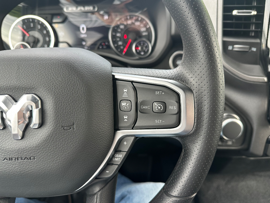 New 2026 Ram 1500 Warlock Hemi 4x4 Crew Cab