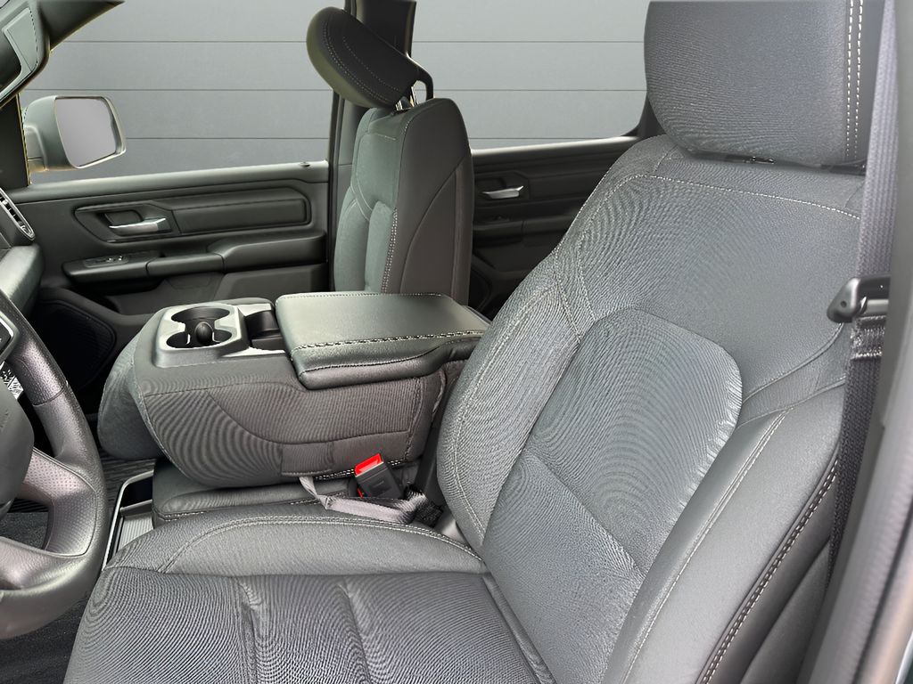 New 2026 Ram 1500 Warlock Hemi 4x4 Crew Cab