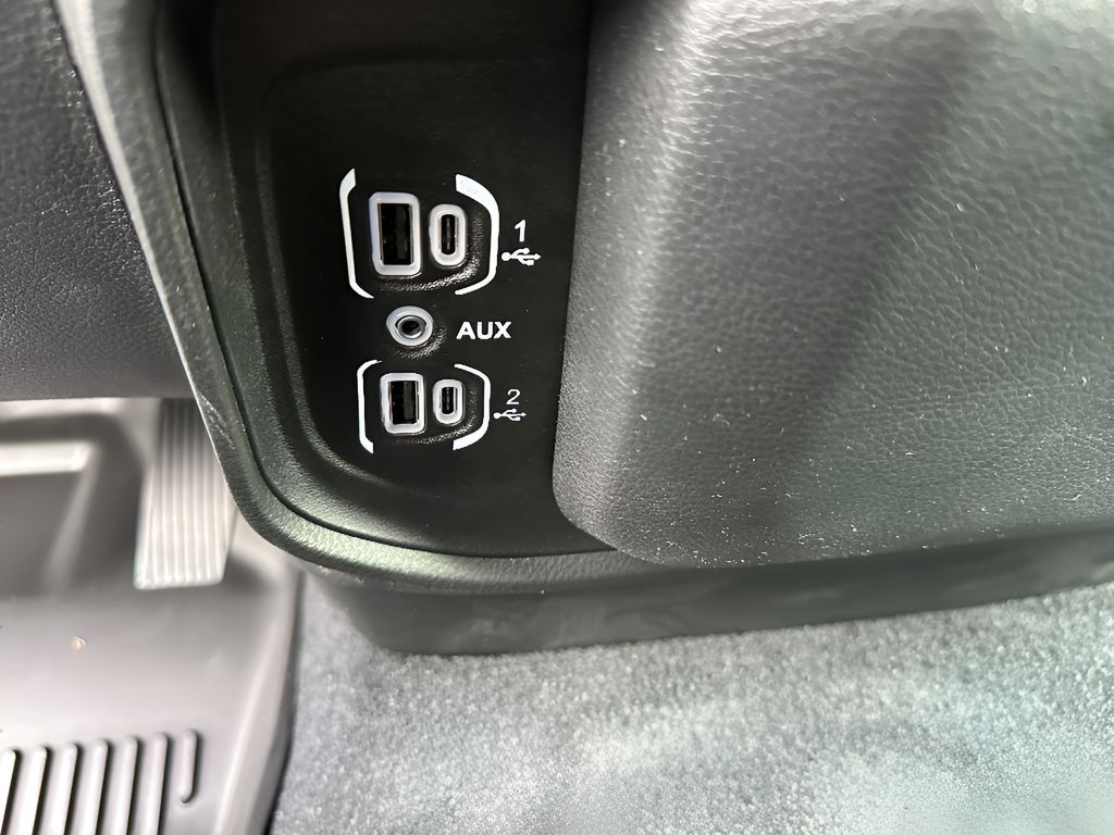 New 2026 Ram 1500 Warlock Hemi 4x4 Crew Cab