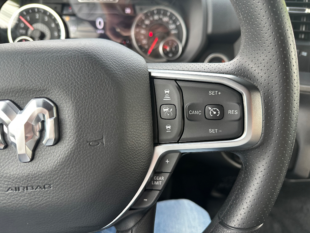 New 2026 Ram 1500 Warlock Hemi 4x4 Crew Cab