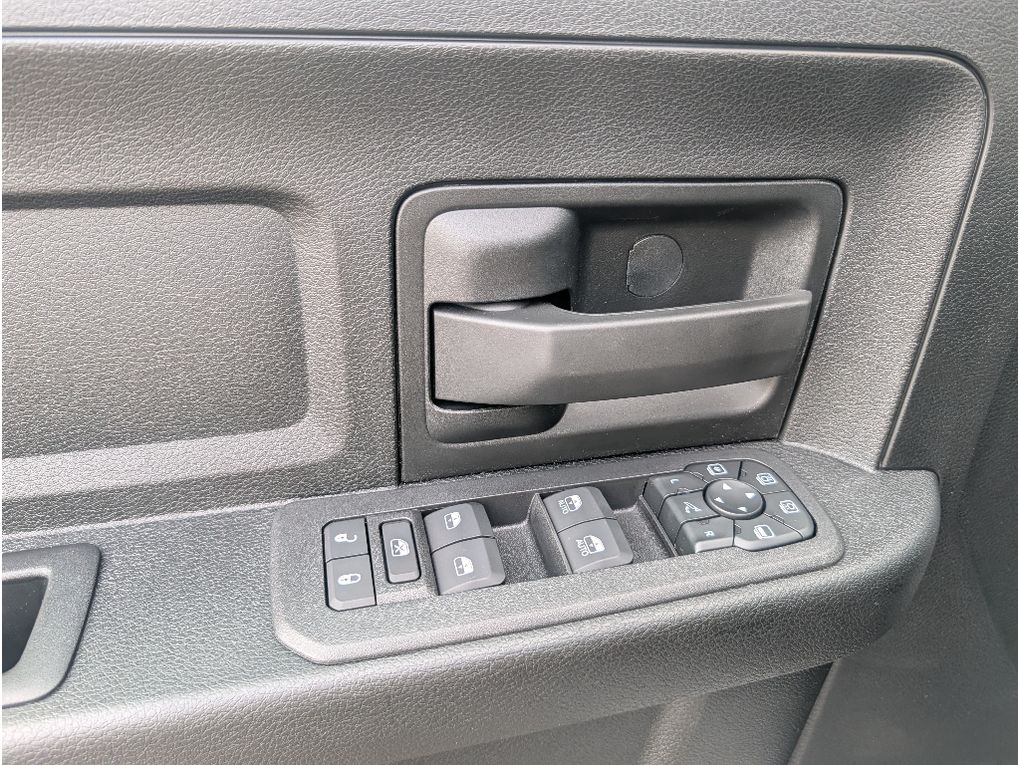 2026 Ram 2500 Black Express Cummins HO Diesel 4x4 - Bright White Clearcoat exterior view 14