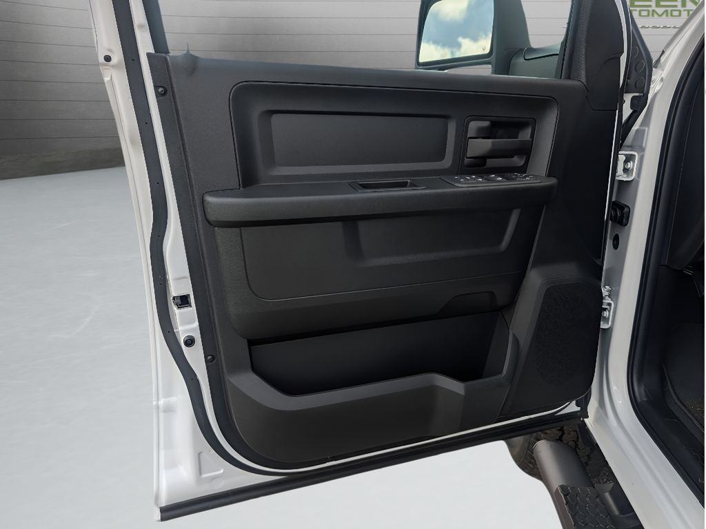 2026 Ram 2500 Black Express Cummins HO Diesel 4x4 - Bright White Clearcoat exterior view 15
