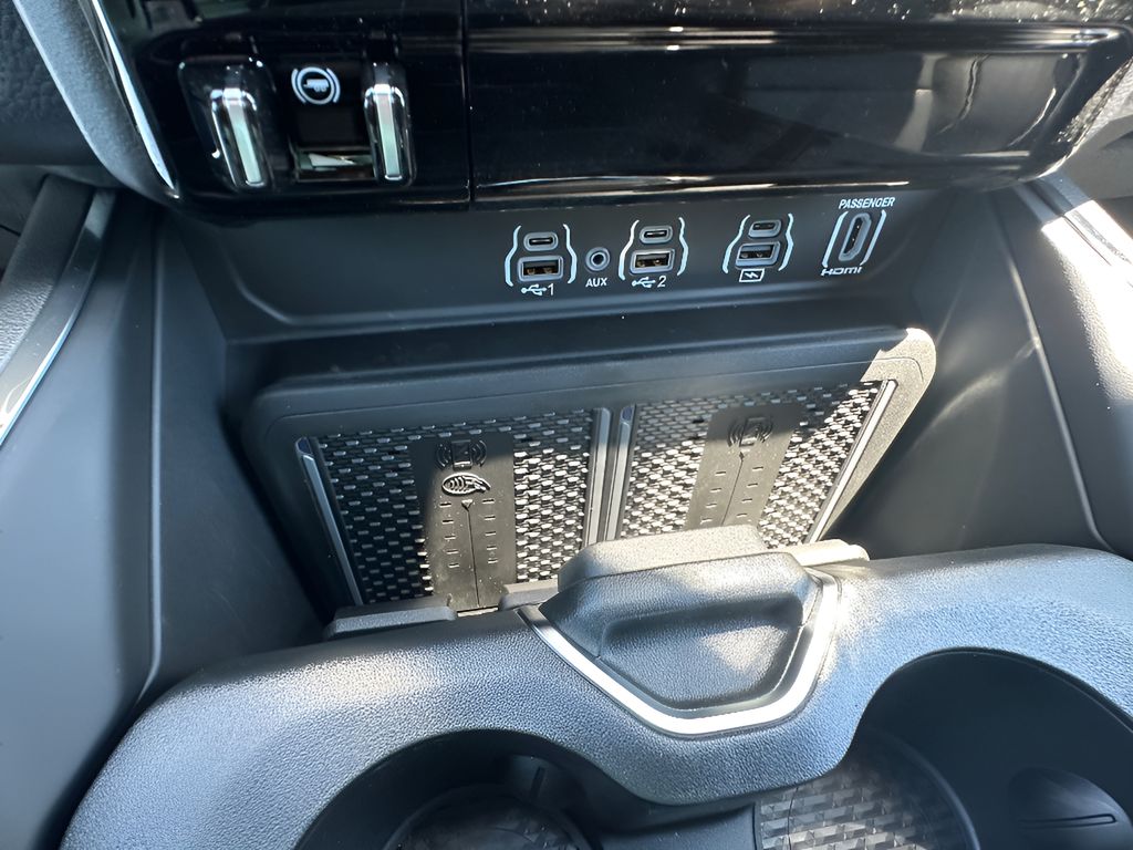 New 2026 Ram 1500 Laramie Level 2 Hemi 4x4 Crew Cab