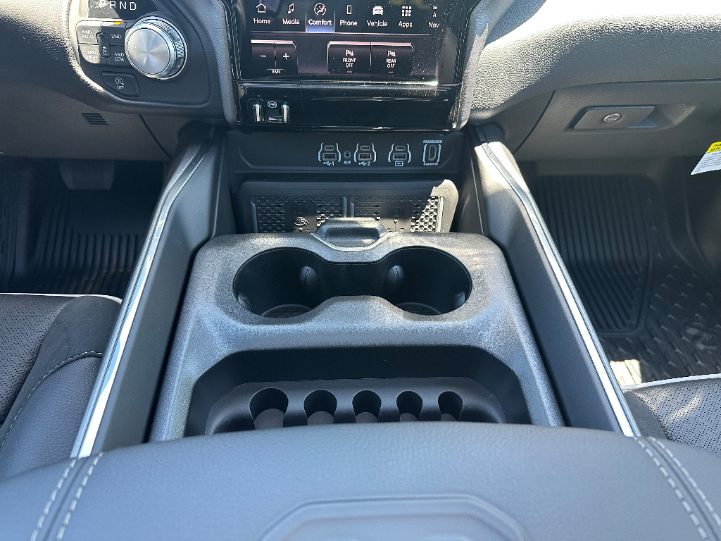 2026 Ram 1500 Laramie Level 2 Hemi 4x4 Crew Cab - Bright White Clearcoat exterior view 20