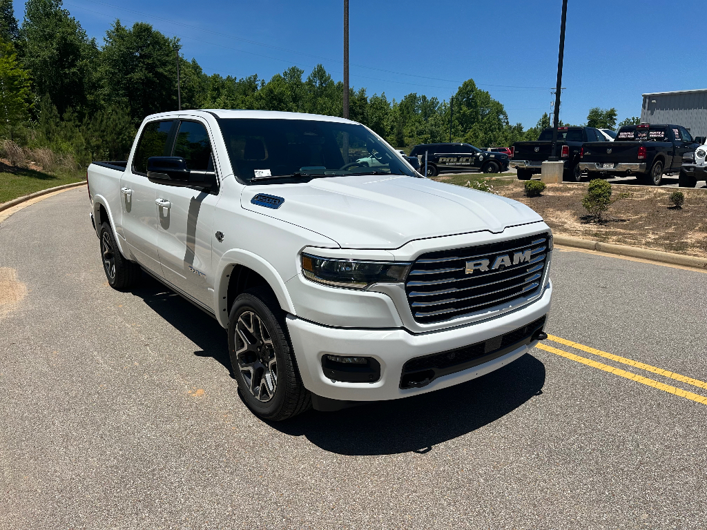 2026 Ram 1500 Laramie Level 2 Hemi 4x4 Crew Cab - Bright White Clearcoat exterior view 3