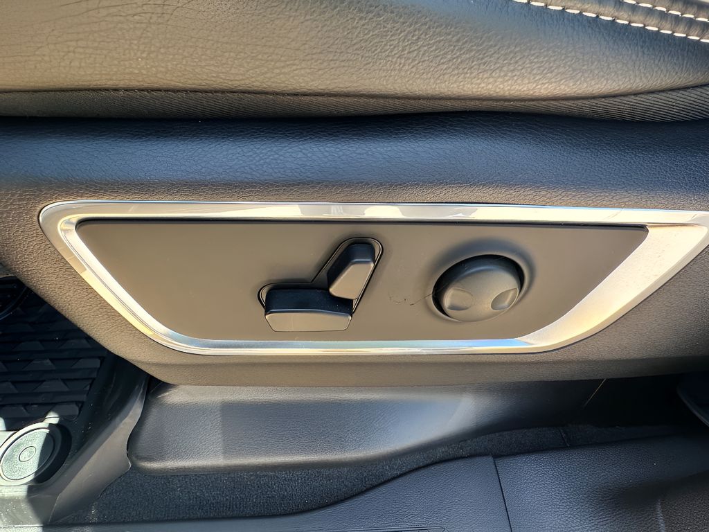 New 2026 Ram 1500 Laramie Level 2 Hemi 4x4 Crew Cab