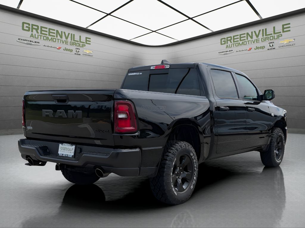 2026 Ram 1500 Warlock Hemi 4x4 Crew Cab - Diamond Black Crystal Pearlcoat exterior view 8