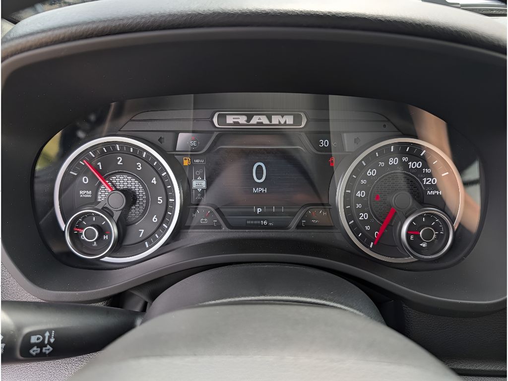 2026 Ram 1500 Warlock Hemi 4x4 Crew Cab - Diamond Black Crystal Pearlcoat exterior view 20