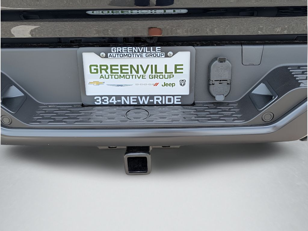 2026 Ram 1500 Warlock Hemi 4x4 Crew Cab - Diamond Black Crystal Pearlcoat exterior view 6