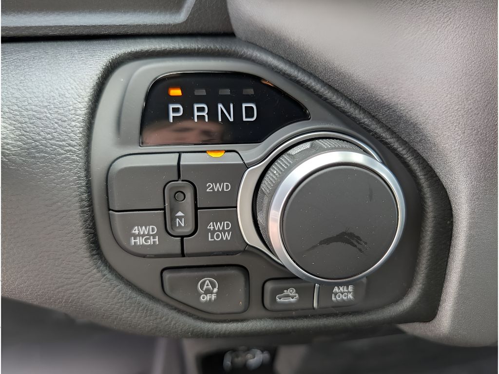 New 2026 Ram 1500 Warlock Hemi 4x4 Crew Cab