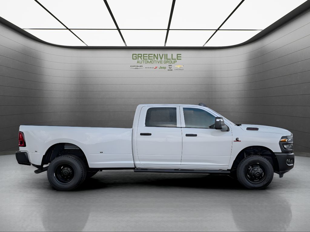 2026 Ram 3500 Tradesman Cummins HO Diesel 4x4 - Bright White Clearcoat exterior view 9