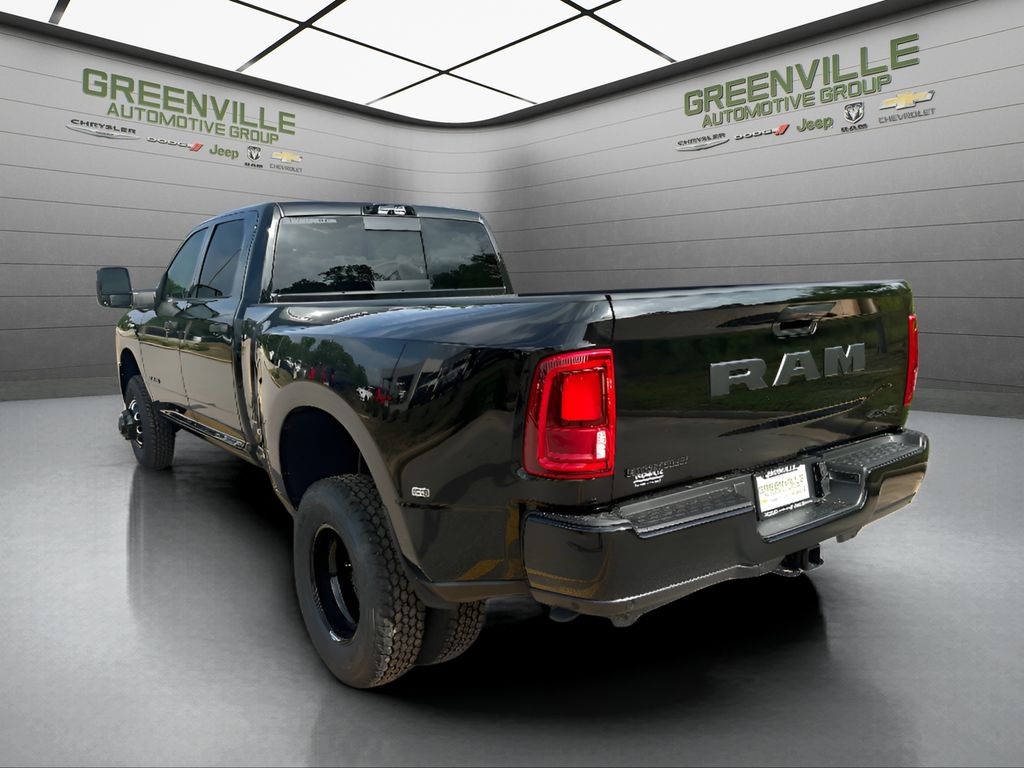 2026 Ram 3500 Big Horn Cummins HO Diesel 4x4 - Diamond Black Crystal Pearlcoat exterior view 7