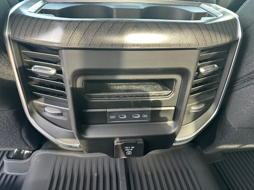 2026 Ram 3500 Big Horn Cummins HO Diesel 4x4 - Diamond Black Crystal Pearlcoat exterior view 13