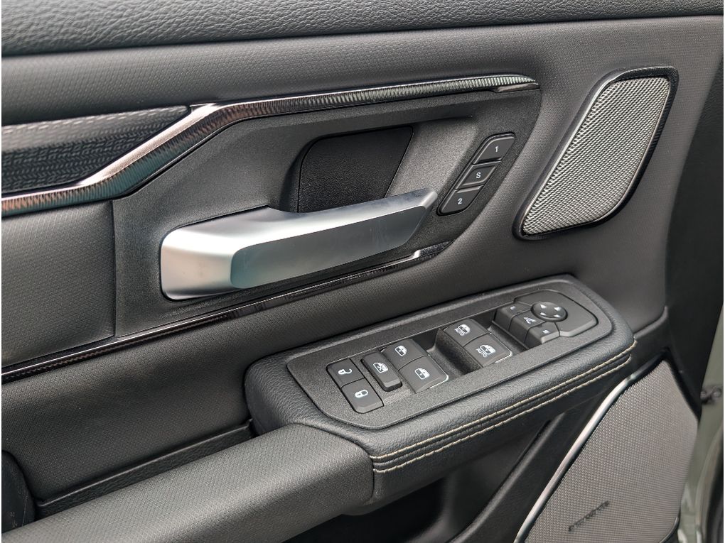 2026 Ram 1500 Rebel Level 2 Hemi 4x4 Crew Cab - Canyon Lake exterior view 13