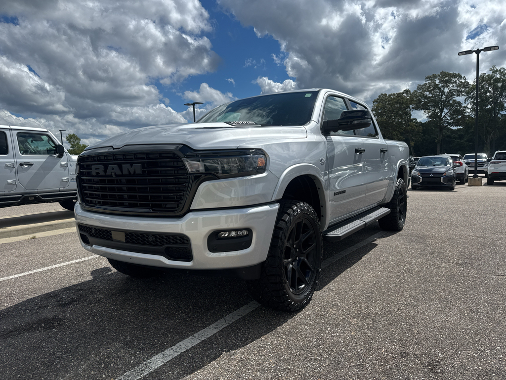 2026 Ram 1500 Laramie Night Edition Hemi 4x4