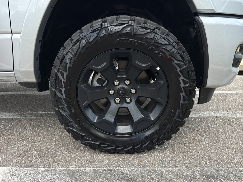 New 2026 Ram 1500 Big Horn Night Edition Hemi 4x4 Crew Cab