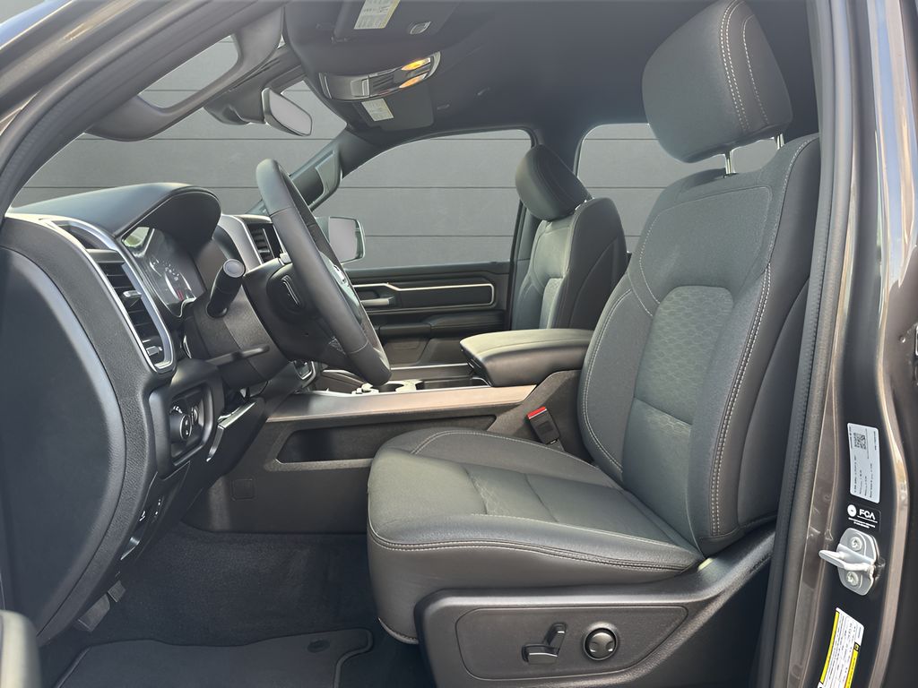 New 2026 Ram 1500 Big Horn Night Edition Hemi 4x4