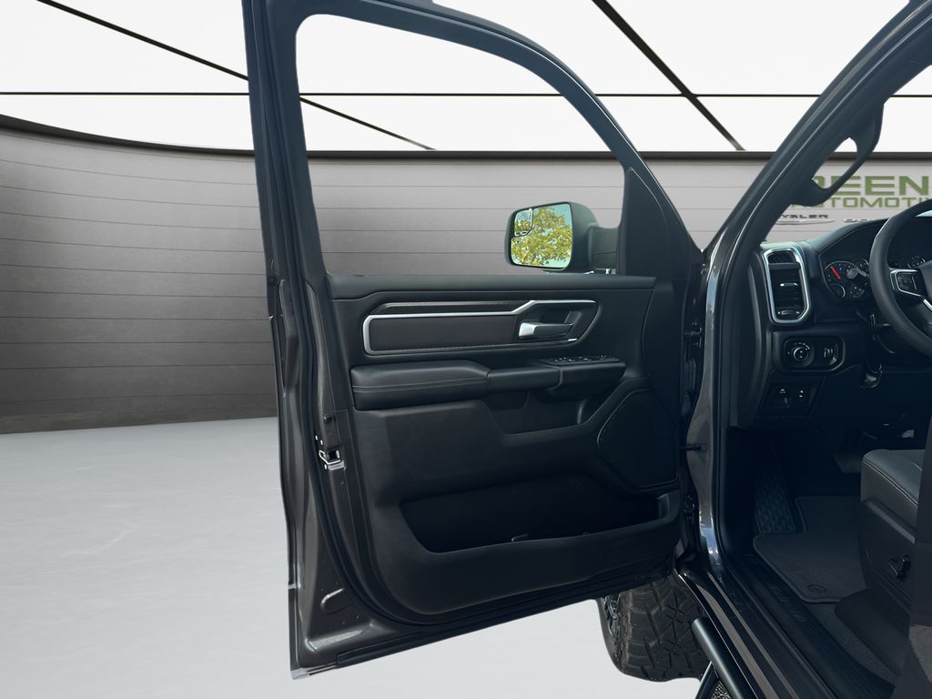 New 2026 Ram 1500 Big Horn Night Edition Hemi 4x4