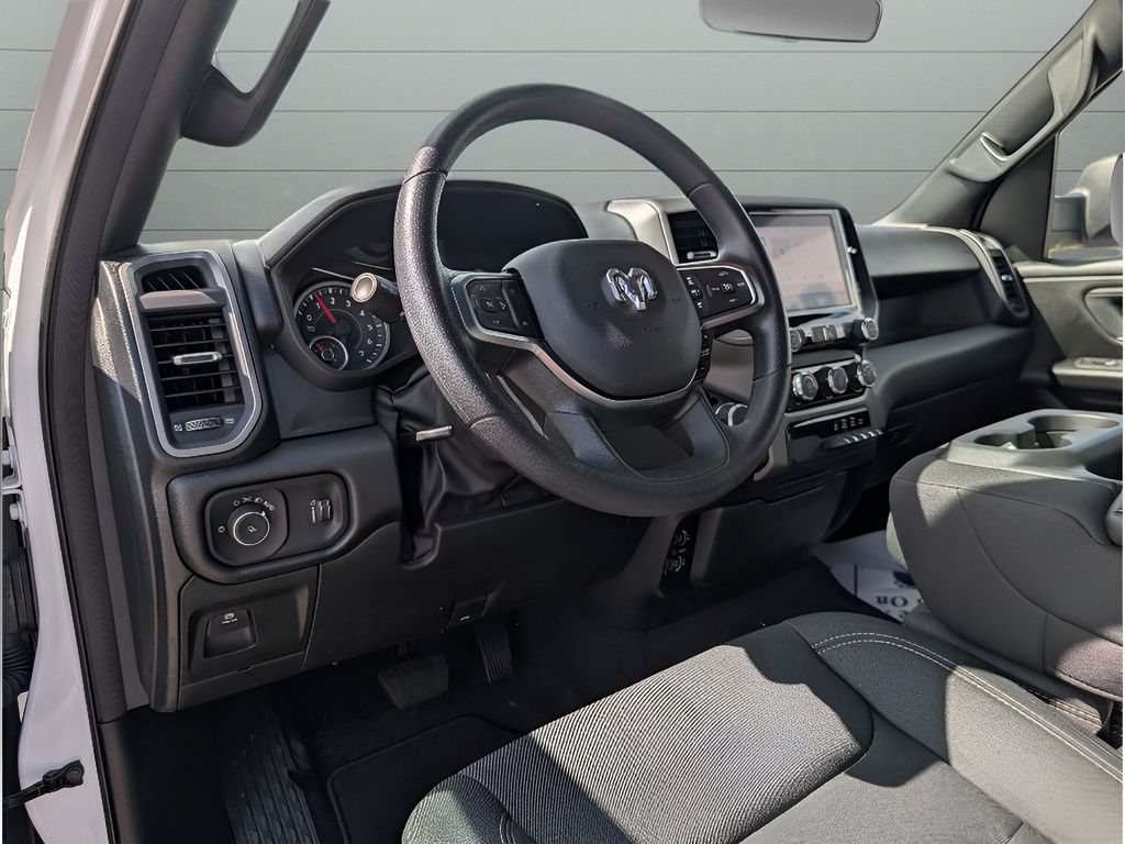 New 2026 Ram 1500 Tradesman 4x4 Crew Cab