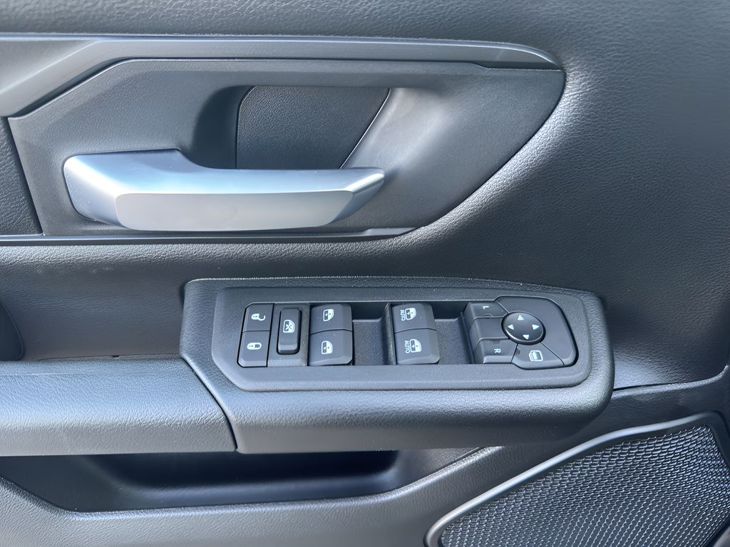 New 2026 Ram 1500 Tradesman 4x4 Crew Cab