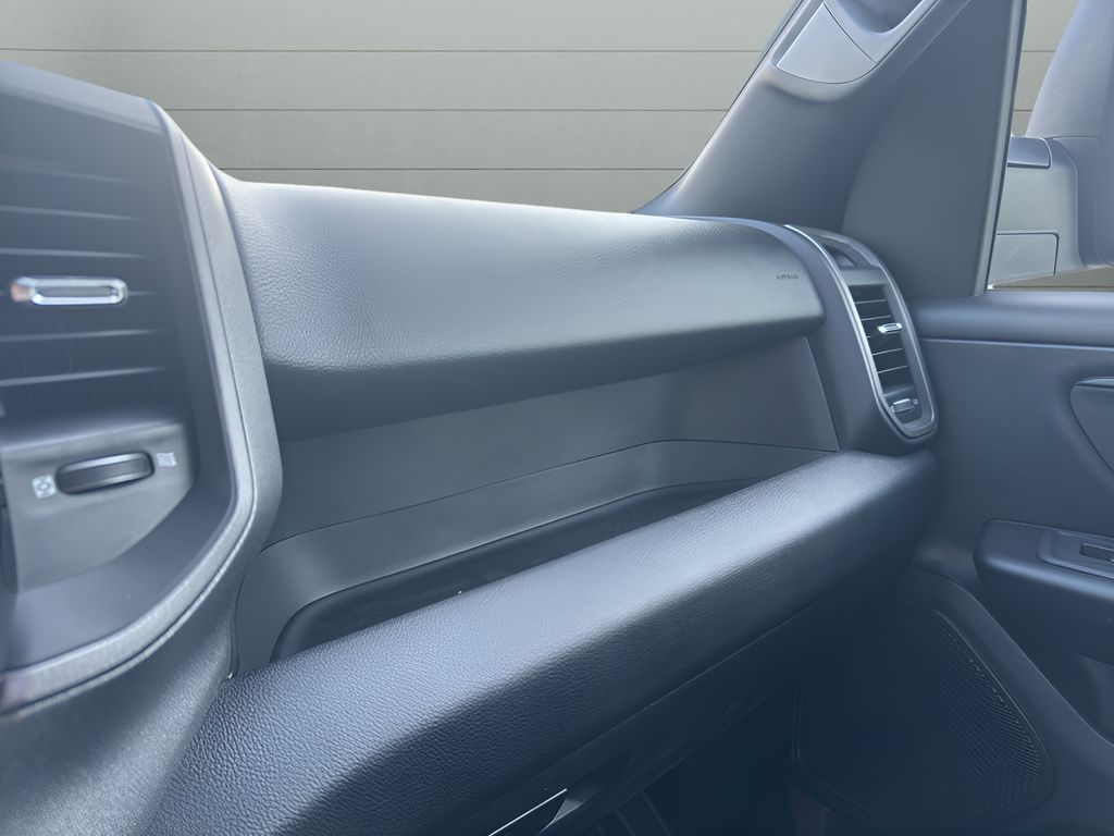 New 2026 Ram 1500 Tradesman 4x4 Crew Cab