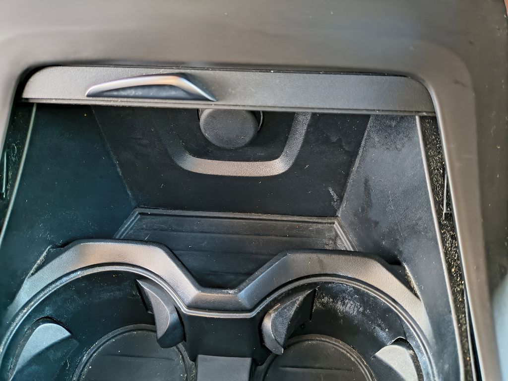 2017 BMW X1 xDrive28i - Mineral White Metallic exterior view 19