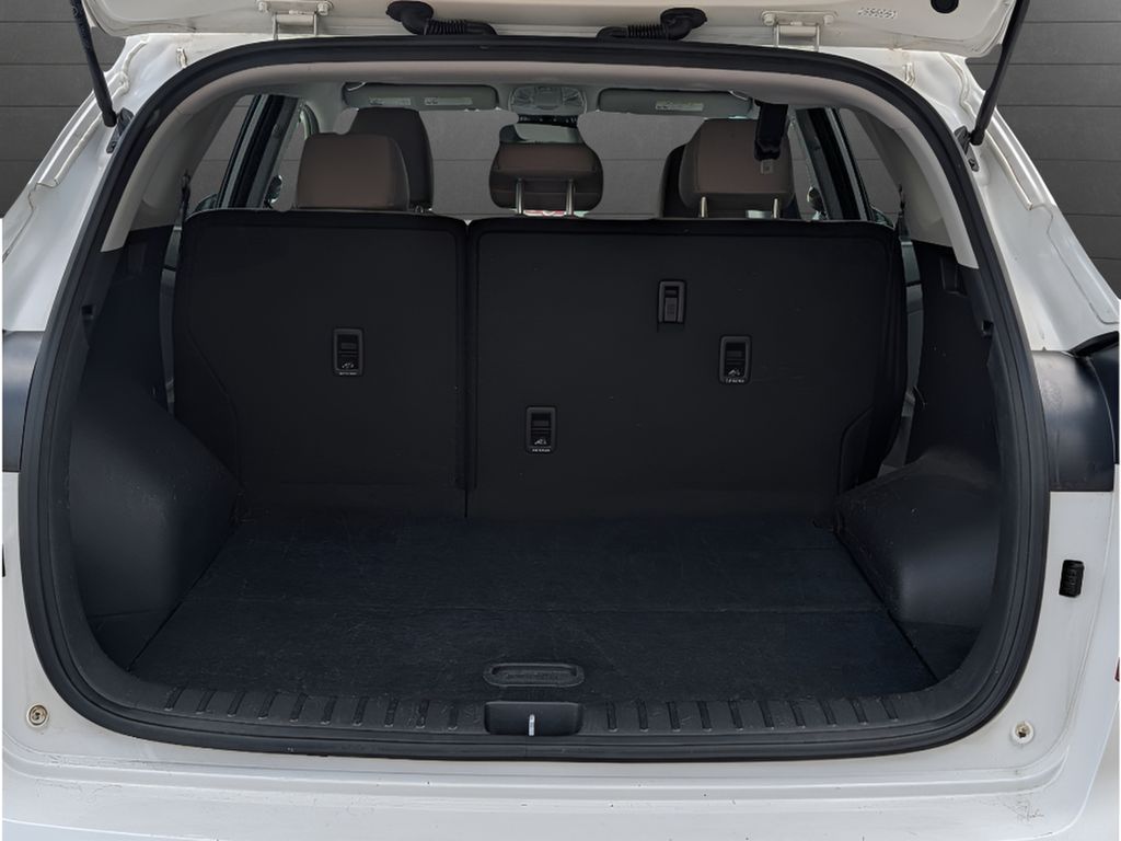 2020 Hyundai Tucson Value - Winter White exterior view 8